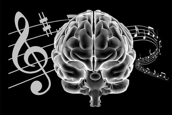 DO YOU KNOW HOW MUSIC HELPS IN BRAIN DEVELOPMENT OF A BABY: SUNDAY MIRROR